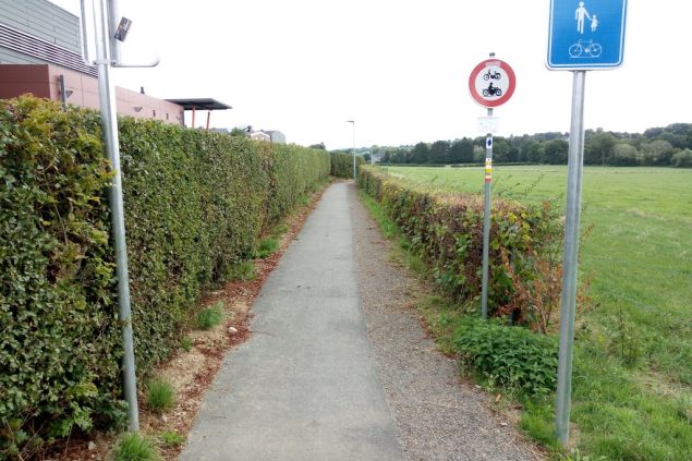 Verbesserte Wege in Raeren (Bild: Manuel Zimmermann/BRF)