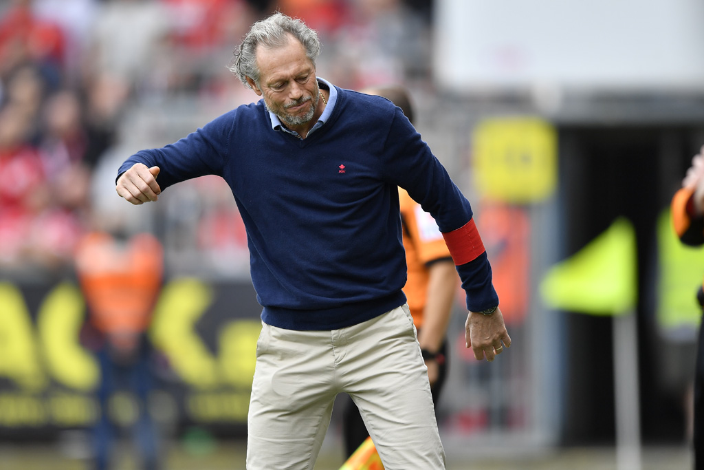 Standard-Trainer Michel Preud'homme ärgert sich (Bild: Johan Eyckens/Belga)