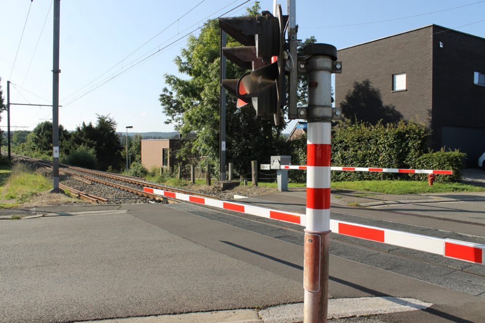 Der Bahndamm in Kettenis