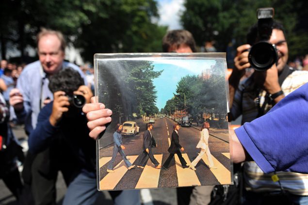 "Abbey Road“: Das wohl bekannteste Platten-Cover der Beatles (Bild: Andy Rain/EPA)