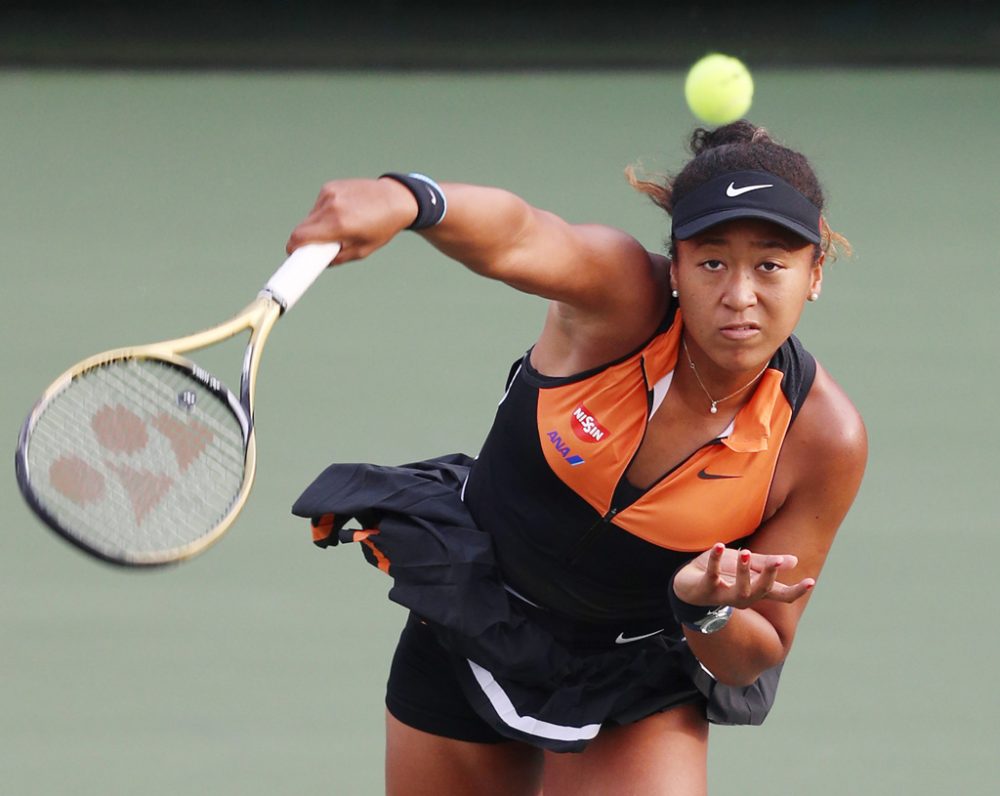 Naomi Osaka gewinnt Hzalbfinale gegen Elise Mertens (Bild: Jiji Press/AFP)