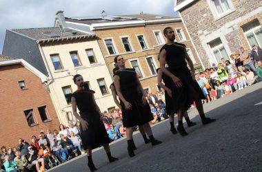 Tanzende Stadt in Eupen: die Companhia de Dança de Almada aus Portugal (Bild: Michaela Brück/BRF)