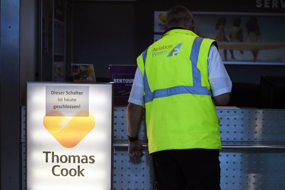 Thomas-Cook-Schalter am Flughafen von Düsseldorf (Bild: Ina Fassbender/AFP)