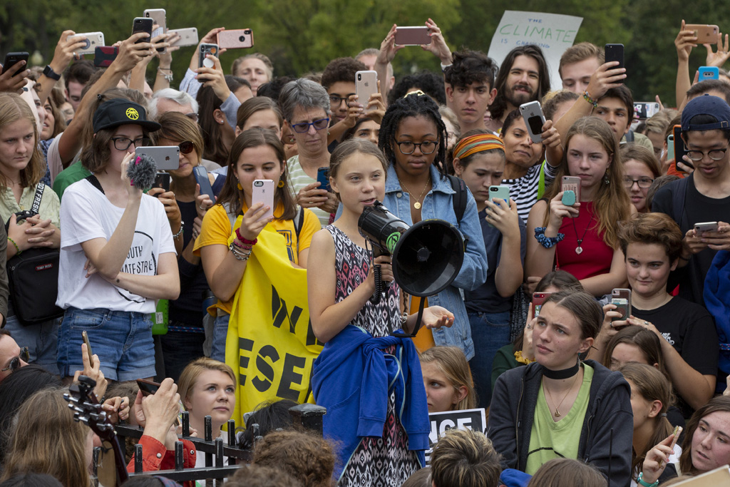 Greta Thunberg demonstriert vor dem Weißen Haus (Bild: Alastair Pike/AFP)