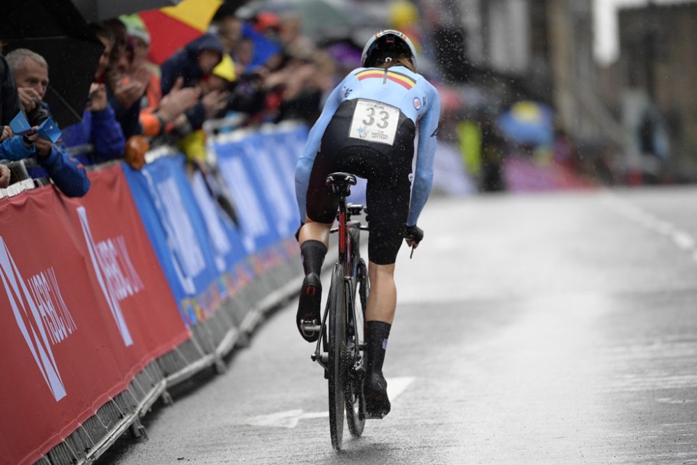 Julie Van de Velde beim WM-Einzelzeitfahren in Harrogate (Bild: Yorick Jansens/Belga)