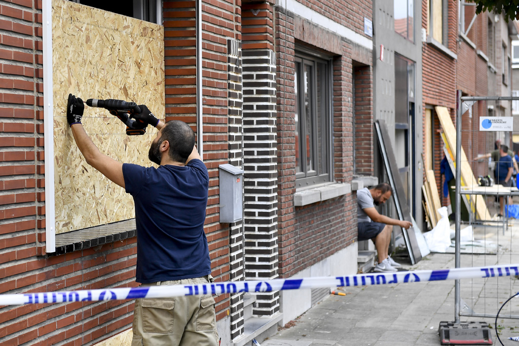 Nach der Explosion in Wilrijk/Antwerpen (Bild: Dirk Waem/Belga)