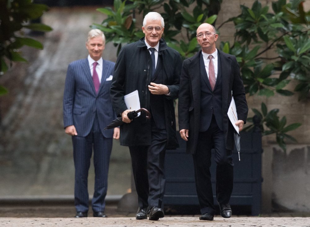 Geert Bourgeois und Rudy Demotte nach ihrem Treffen mit König Philippe (Bild: Benoit Doppagne/Belga)