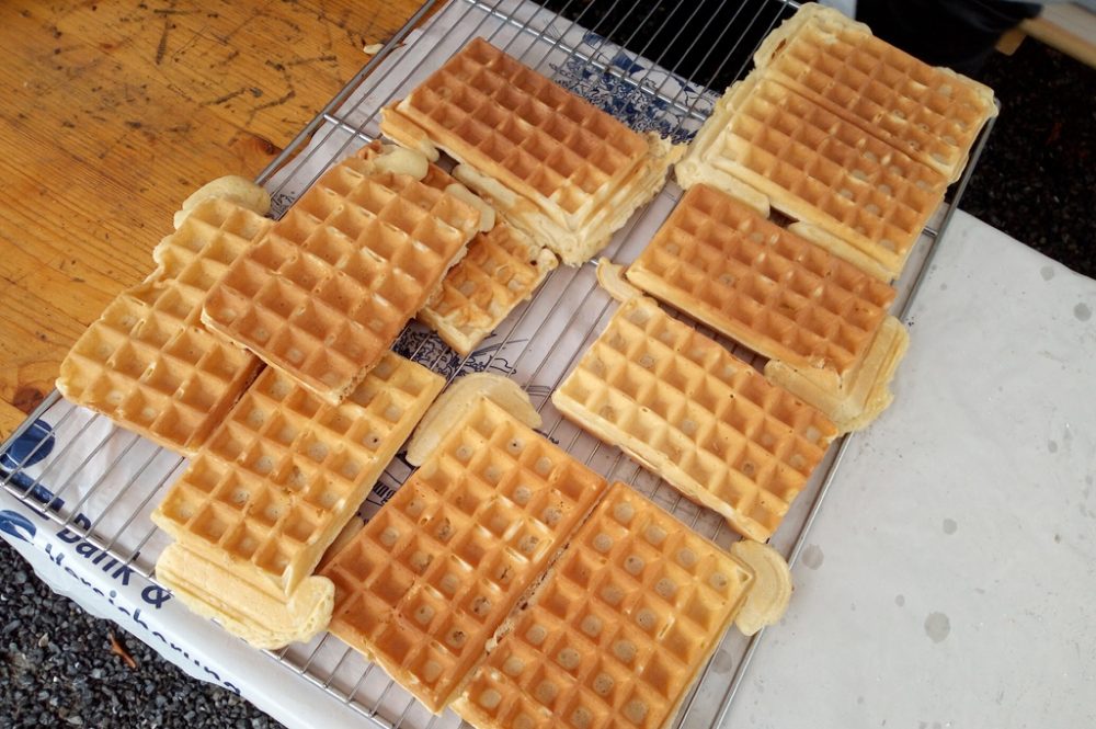 Die Büllinger Waffel durfte beim Michelsmarkt natürlich nicht fehlen (Bild: Manuel Zimmermann/BRF)