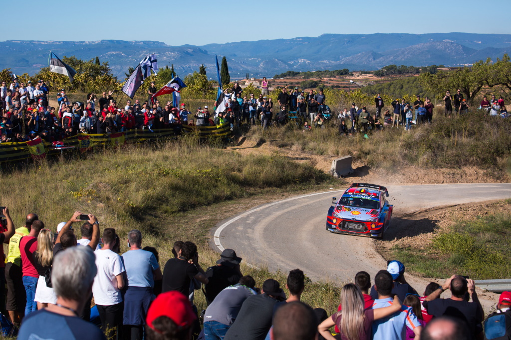 Thierry Neuville/Nicolas Gilsoul im Hyundai i20 WRC bei der Rallye Spanien