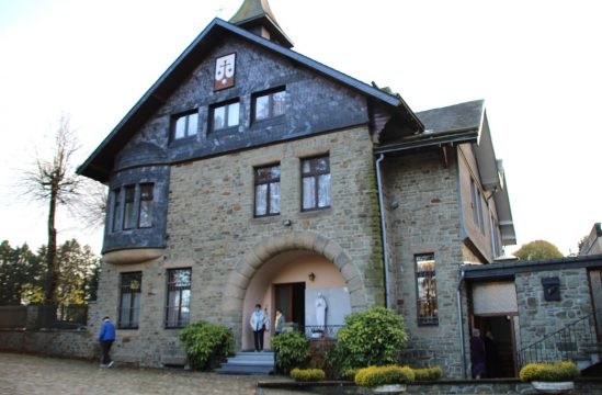 Franziskanerinnen verlassen Karmel in Bütgenbach (Bild: Michaela Brück/BRF)