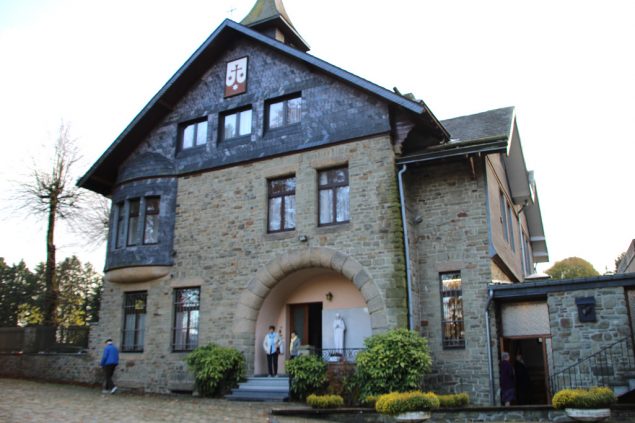 Franziskanerinnen verlassen Karmel in Bütgenbach (Bild: Michaela Brück/BRF)