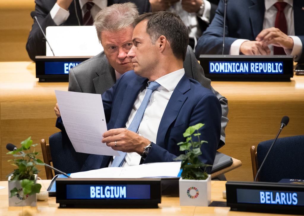 Alexander De Croo und sein Kabinettschef Peter Moors bei der UN-Vollversammlung im September (Bild: Benoît Doppagne/Belga)