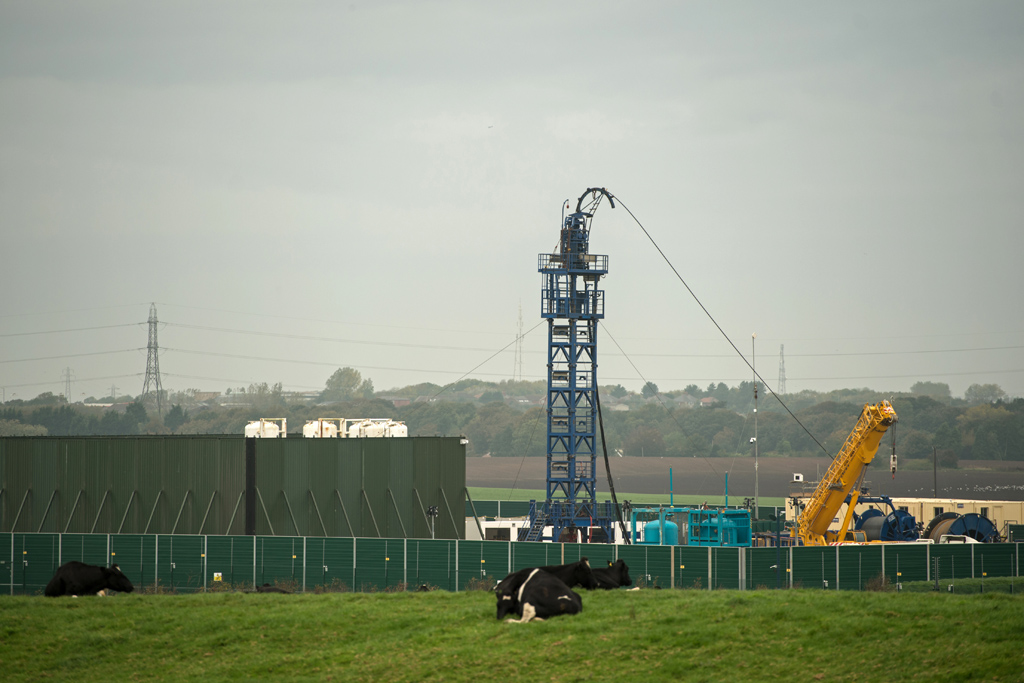 Fracking-Anlage in der Nähe des Dorfes Little Plumpton, nahe Blackpool, Nordwesten Englands, am 16.10.2018 (Bild: Oli Scarff/AFP)