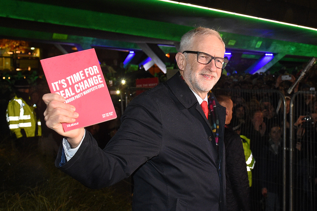 Der Chef der britischen Labour-Partei, Jeremy Corbyn, am 22.11.2019 in in Sheffield (Bild: Oli Scarff/AFP)