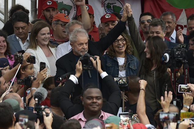 Luiz Inacio Lula da Silva ist frei (Bild: Carl De Souza/AFP)
