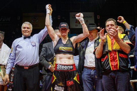 Delfin Persoon gewinnt WBA-Titel (Bild: Kurt Desplenter/Belga)