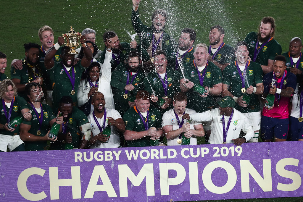 Südafrikaner feiern ihren Rugby-WM-Titel (Bild: Behrouz Mehri/AFP)