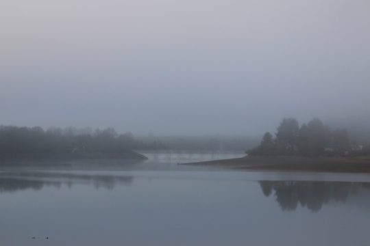 See von Bütgenbach-Worriken im Nebel (Bild: Katrin Margraff/BRF)