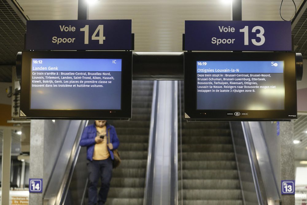 Rolltreppe im Bahnhof Brüssel-Midi