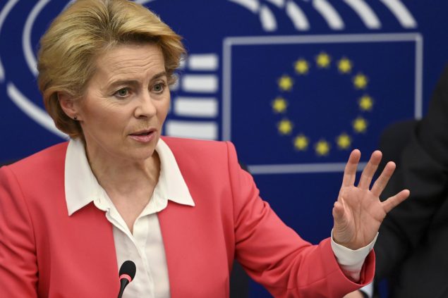 EU-Kommissionspräsidentin Ursula von der Leyen in Straßburg (Bild: Frederick Florin/AFP)