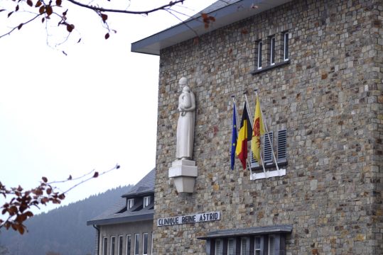 Clinique Reine Astrid in Malmedy (Bild: Bild: Stephan Pesch/BRF)