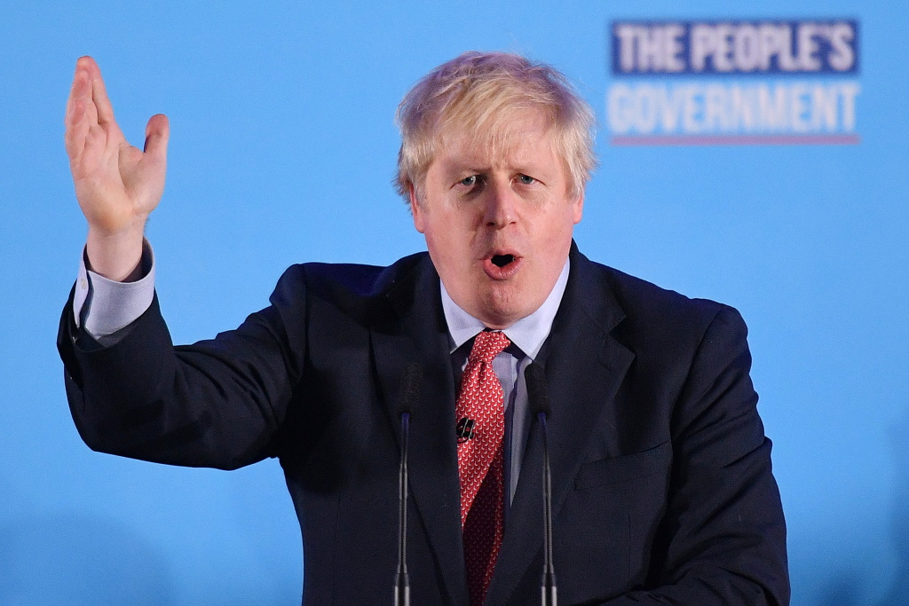 Boris Johnson bei seiner Siegesrede (Bild: Daniel Leal-Olivas/AFP)