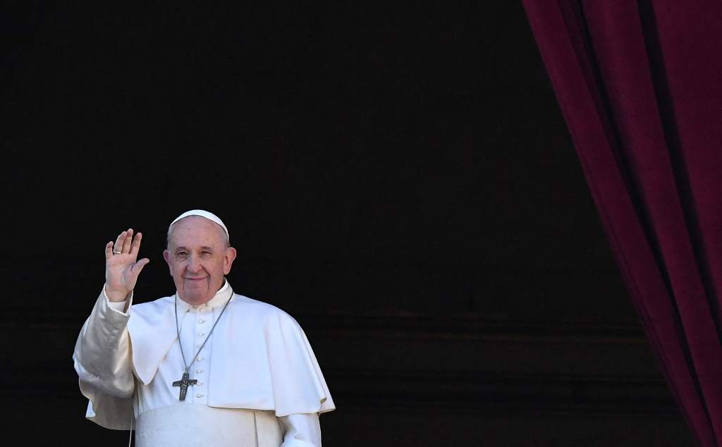 Papst Franziskus vor dem "Urbi et Orbi" (Archivbild: Alberto Pizzoli/AFP)