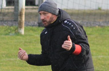 Steve Paquay, Trainer des FC Bütgenbach (Bild: Robin Emonts/BRF)