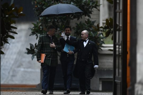 Informatoren Joachim Coens und Georges-Louis Bouchez (Bild: Eric Lalmand/Belga)