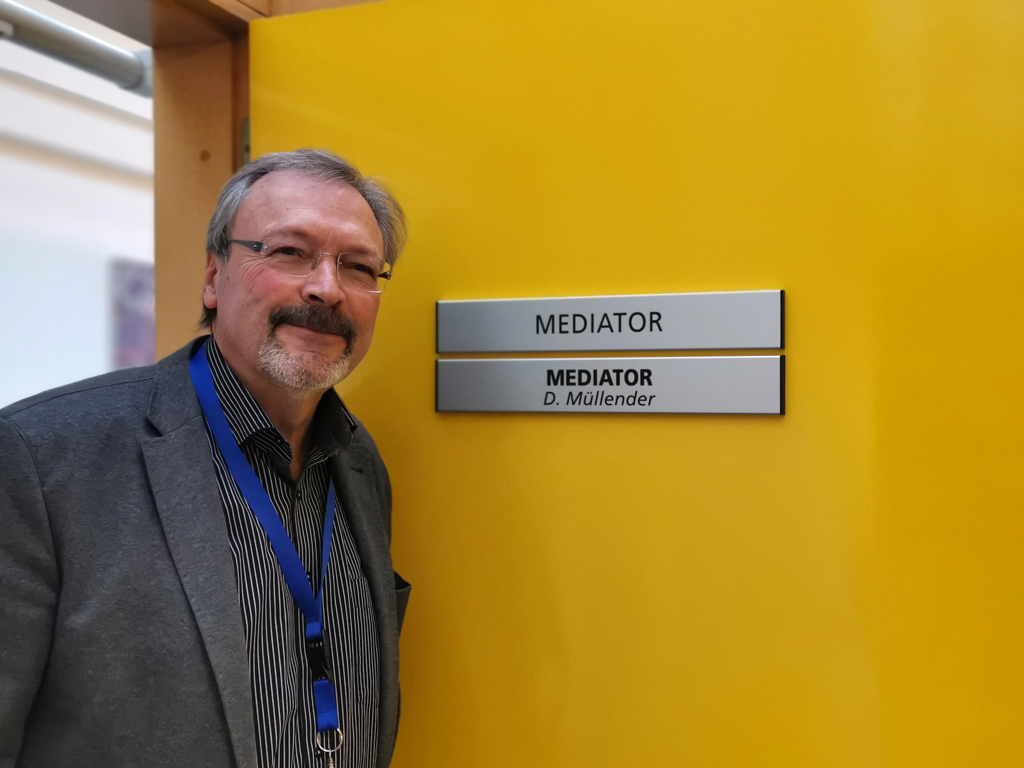 Dieter Müllender ist Mediator am St. Nikolaus-Hospital Eupen (Bild: Raffaela Schaus/BRF)