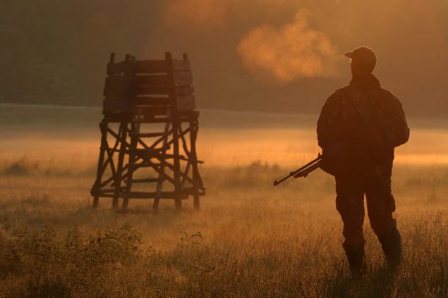 Jäger bei der Jagd (Bild: © Bildagentur PantherMedia / joruba75)