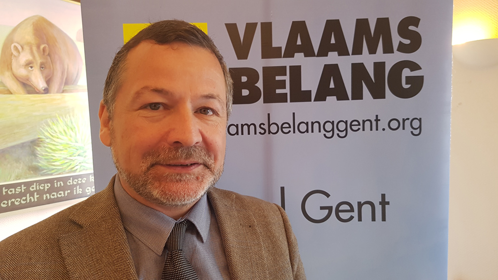 Das Genter Vlaams Belang-Ratsmitglied Johan Deckmyn (Bild: Nicholas De Cocker/Belga)