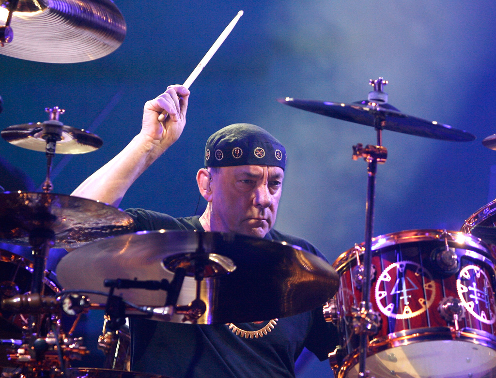 Rush-Schlagzeuger Neil Peart am 21.10.2012 (Bild: Mike Lawrie/GETTY IMAGES NORTH AMERICA/AFP)