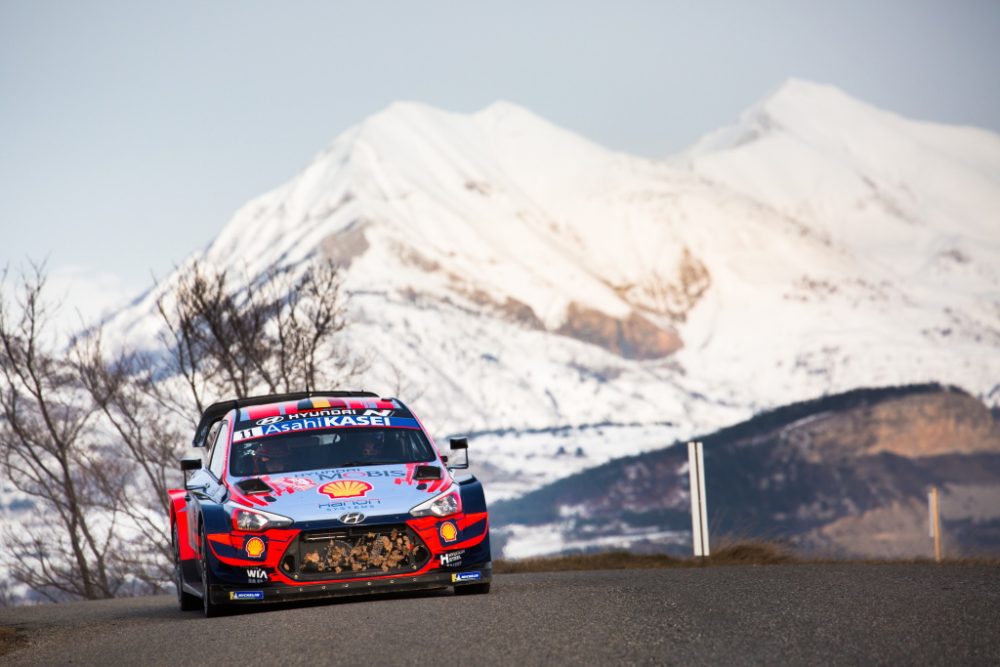 Thierry Neuville/Nicolas Gilsoul beim Shakedown der Rallye Monte-Carlo 2020 (Bild: Hyundai Motorsport)