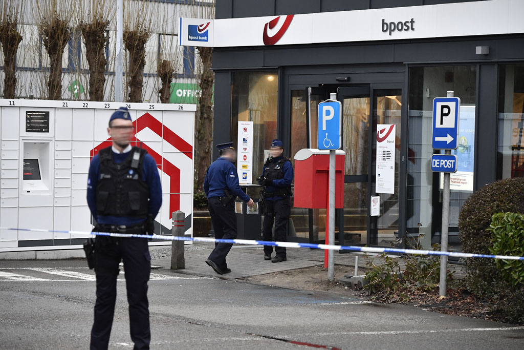 Geldautomat von Bpost in Zaventem gesprengt (Bild: Eric Lalmand/Belga)