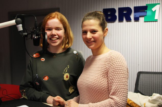 Alena Margraff und Simone Franssen bei BRF1 (Bild: BRF)
