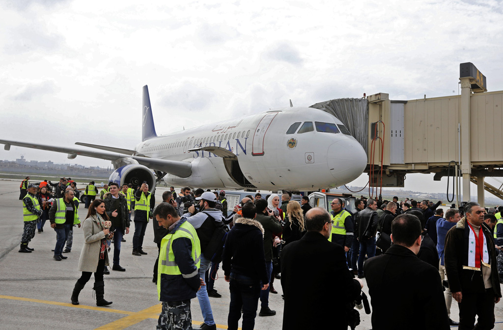 Erster Flug nach Jahren in Aleppo gelandet