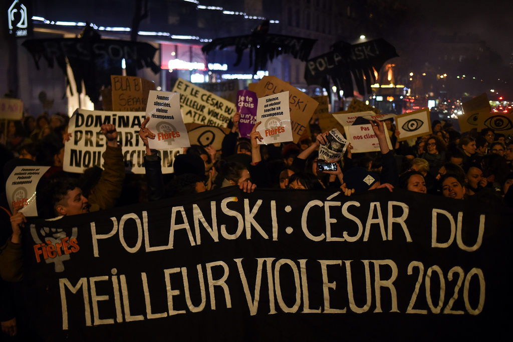 Filmpreis Césars Proteste gegen Regisseur Roman Polanski (Bild: Lucas Bariqulet/AFP)