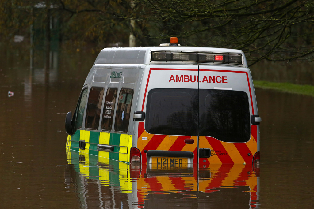 Überschwemmung in Nantgarw im Süden von Wales (Bild: Geoff Caddick/AFP)
