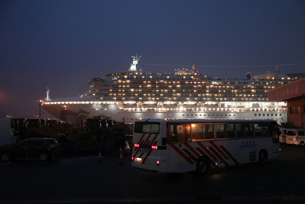 Die "Diamond Princess" im Hafen von Yokohama (Bild: Behrouz Mehri/AFP)