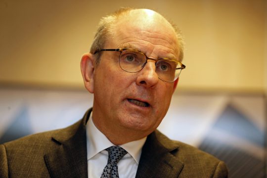 Koen Geens bei einer Pressekonferenz 2020