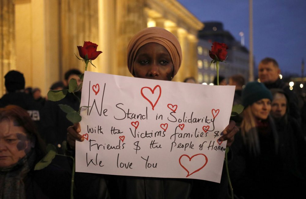 Trauer in Hanau (Bild: David Ganon/AFP)