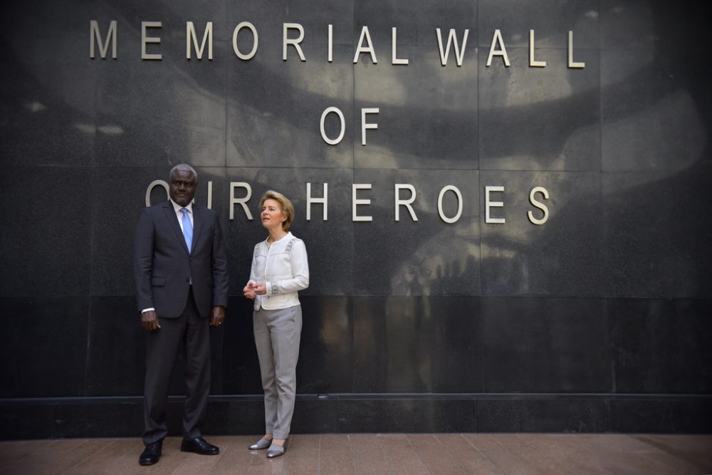 Moussa Faki Mahamat und Ursula von der Leyen in Addis Ababa (Bild: Michael Tewelde/AFP)