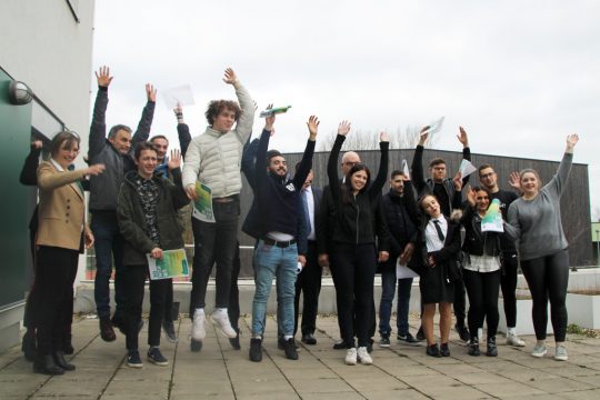 Schulklasse des RSI gewinnt Hauptpreis bei internationalem Schülerwettbewerb (Bild: Chantal Scheuren/BRF)