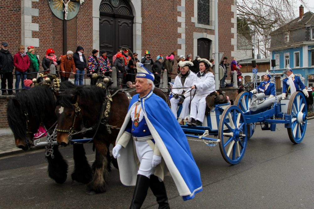 Rosenmontagszug in Eupen (Bild: Julien Claessen/BRF)