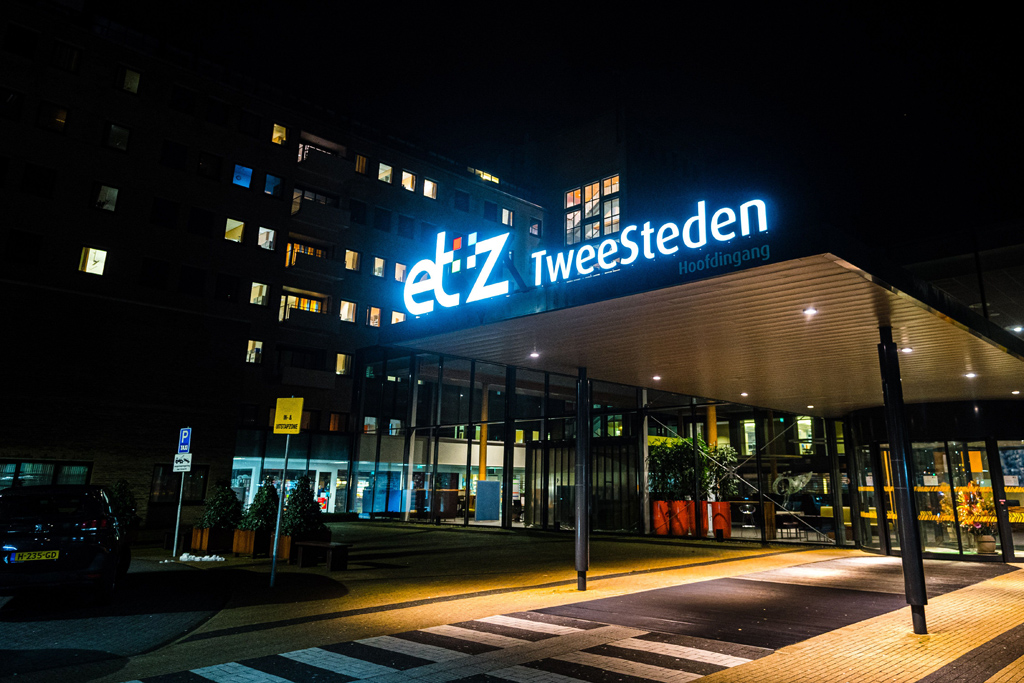 Der Corona-Infizierte wird derzeit im TweeSteden Hospital in Tilburg behandelt (Bild: Rob Engelaar/ANP/AFP)