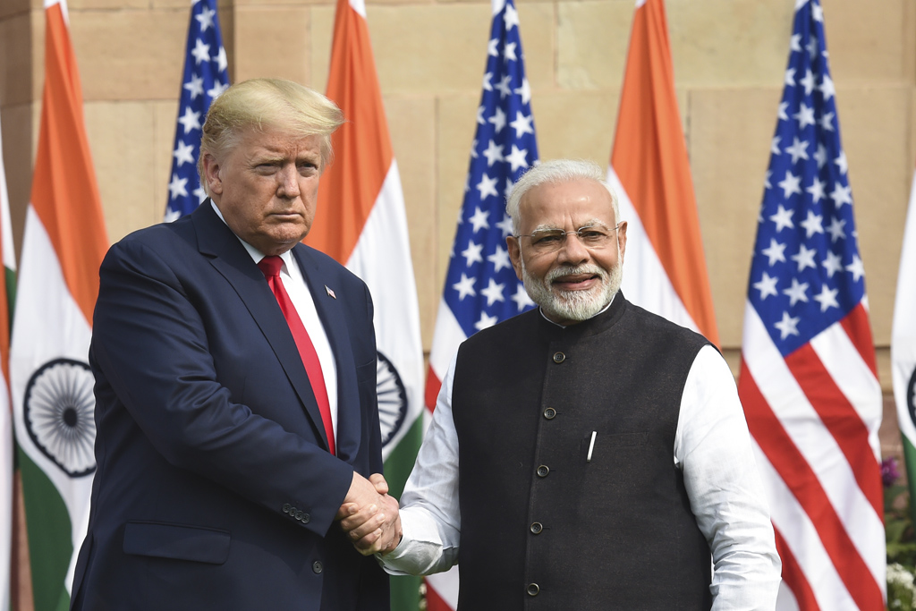 Donald Trump und Narendra Modi in Neu Delhi (Bild: Prakash Singh/AFP)