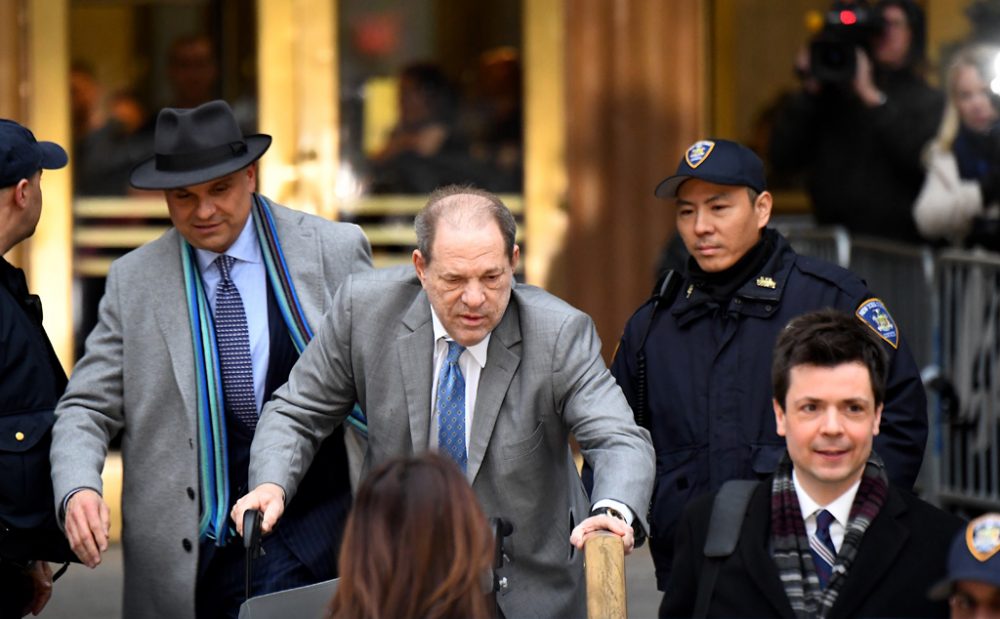 Harvey Weinstein beim Verlassen des Gerichtssaals am Dienstag (Bild: Johannes Eisele/AFP)