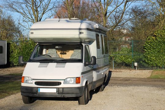 Wohnmobil (© Bildagentur PantherMedia / Martin Crowdy)