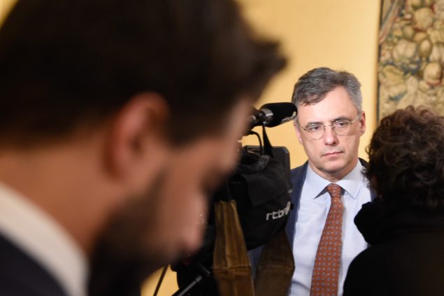 Georges-Louis Bouchez (MR) und Joachim Coens (CD&V) nach einer Pressekonferenz in Brüssel (Bild: Bert Van Den Broecke/Belga)